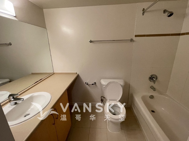 250417130700_208 Bathroom.jpg